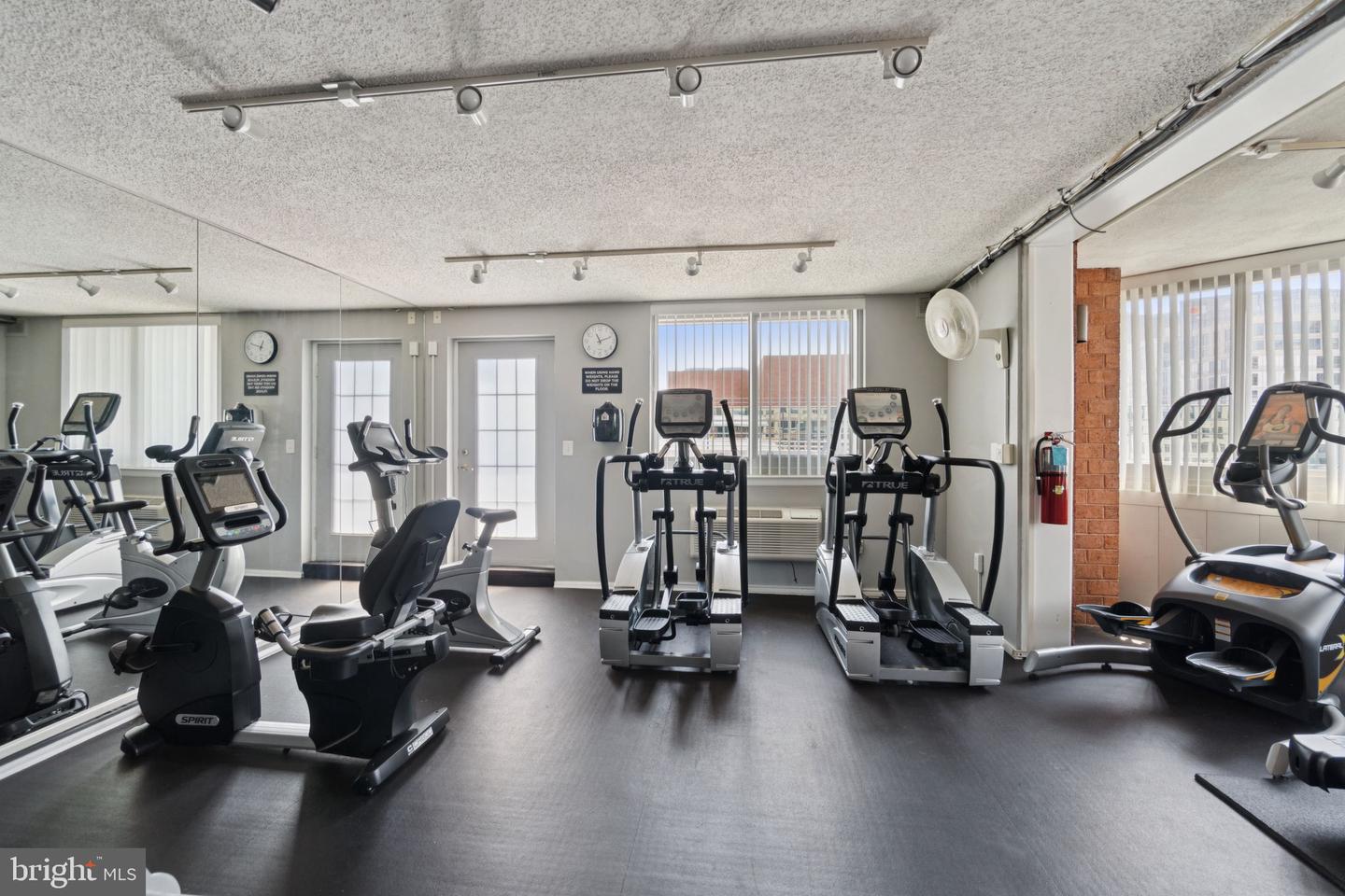 1001 N VERMONT ST #212, ARLINGTON, Virginia 22201, 1 Bedroom Bedrooms, ,1 BathroomBathrooms,Residential,For sale,1001 N VERMONT ST #212,VAAR2059408 MLS # VAAR2059408