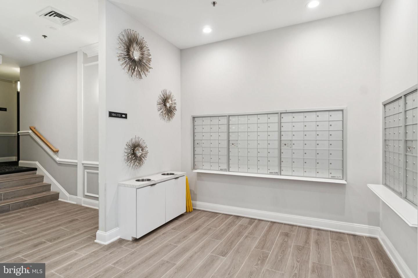 1001 N VERMONT ST #212, ARLINGTON, Virginia 22201, 1 Bedroom Bedrooms, ,1 BathroomBathrooms,Residential,For sale,1001 N VERMONT ST #212,VAAR2059408 MLS # VAAR2059408