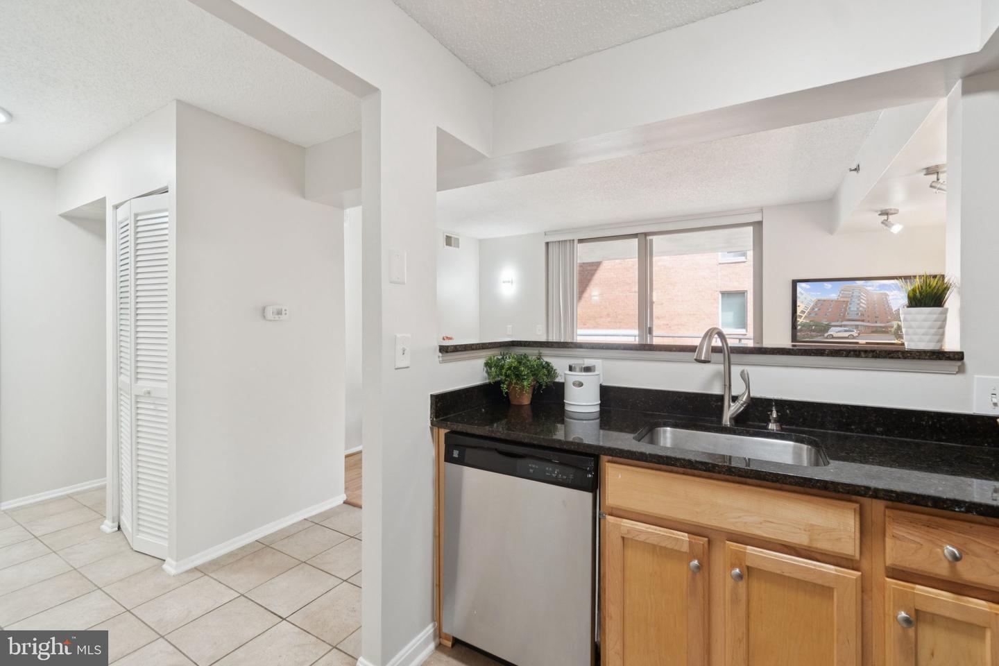 1001 N VERMONT ST #212, ARLINGTON, Virginia 22201, 1 Bedroom Bedrooms, ,1 BathroomBathrooms,Residential,For sale,1001 N VERMONT ST #212,VAAR2059408 MLS # VAAR2059408