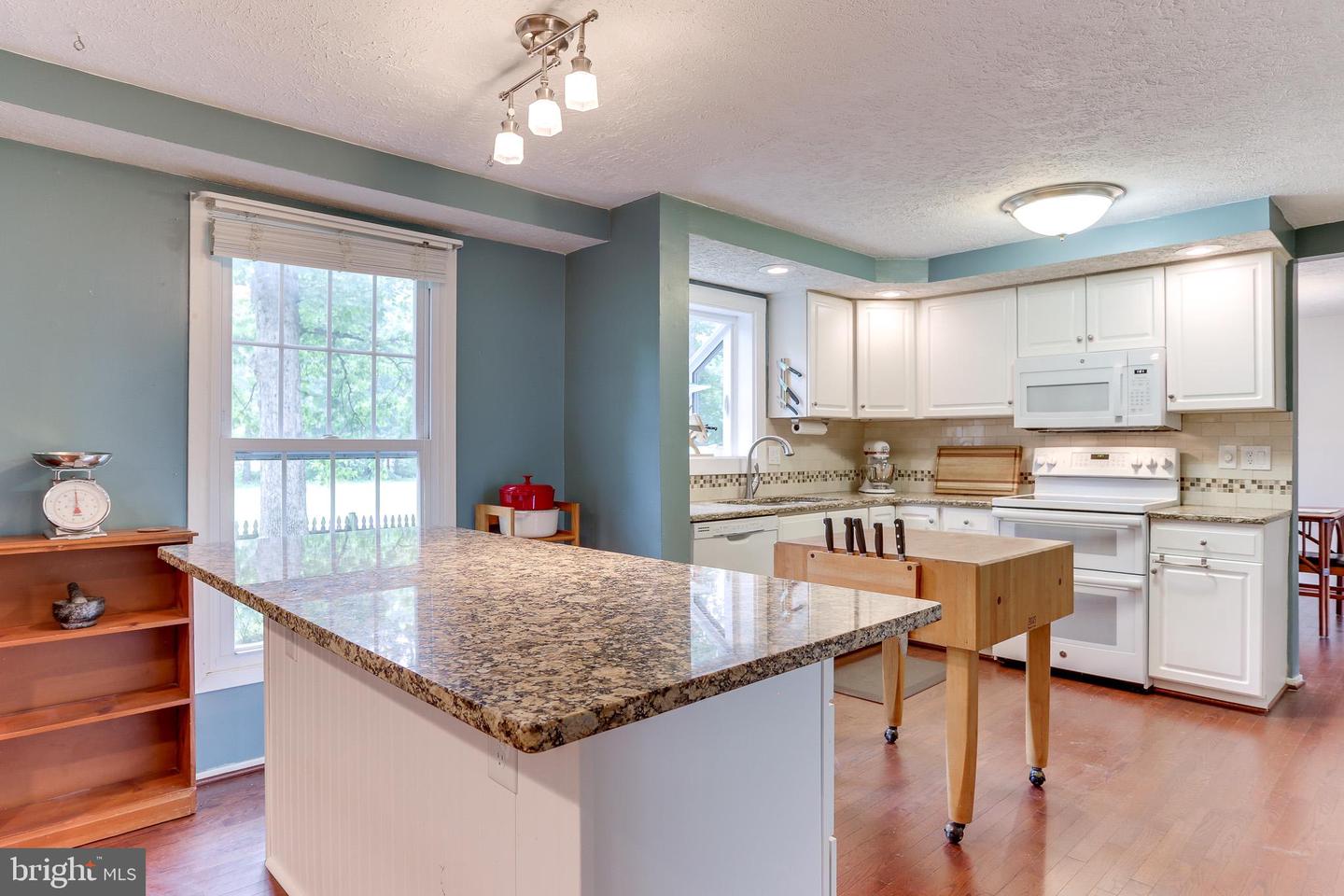 15715 BUCK LN, DUMFRIES, Virginia 22025, 5 Bedrooms Bedrooms, ,3 BathroomsBathrooms,Residential,For sale,15715 BUCK LN,VAPW2098038 MLS # VAPW2098038