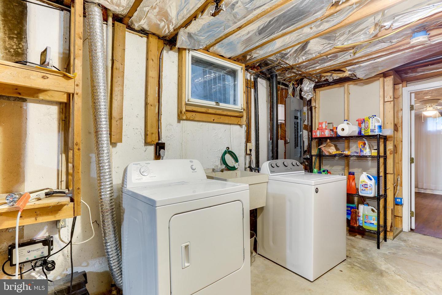 15715 BUCK LN, DUMFRIES, Virginia 22025, 5 Bedrooms Bedrooms, ,3 BathroomsBathrooms,Residential,For sale,15715 BUCK LN,VAPW2098038 MLS # VAPW2098038
