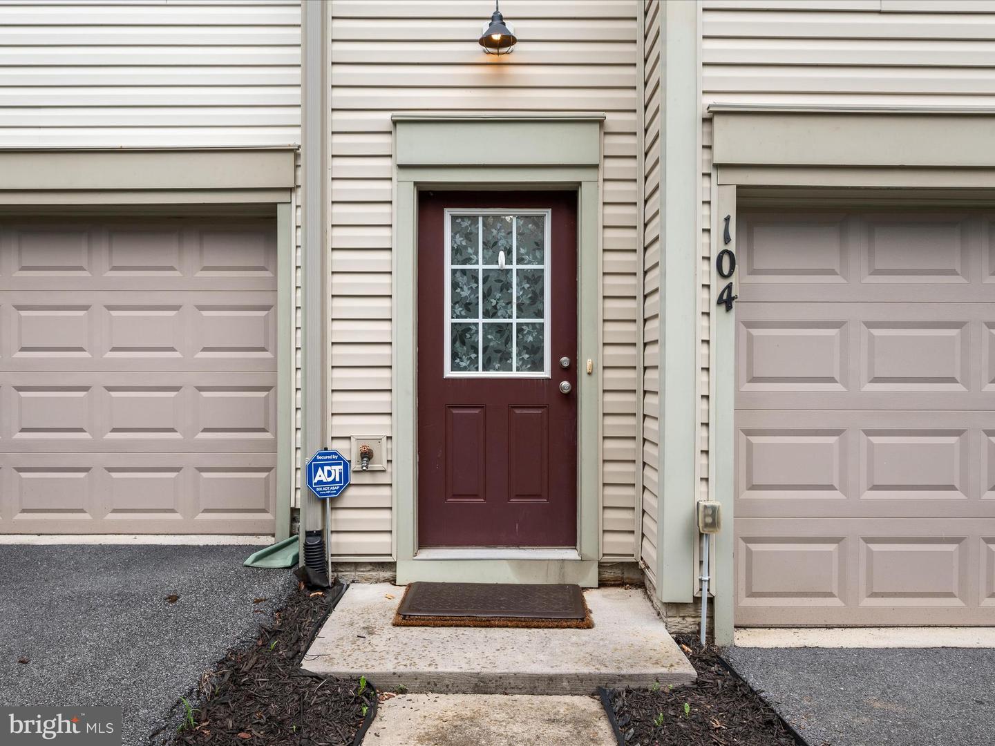 104 NOTIONS CT, STEPHENSON, Virginia 22656, 3 Bedrooms Bedrooms, ,3 BathroomsBathrooms,Residential,For sale,104 NOTIONS CT,VAFV2035132 MLS # VAFV2035132
