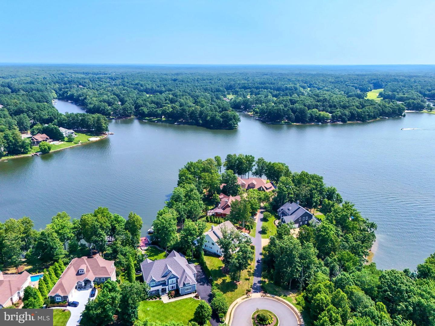 11109 VANDERBILT COVE, SPOTSYLVANIA, Virginia 22551, 5 Bedrooms Bedrooms, ,6 BathroomsBathrooms,Residential,For sale,11109 VANDERBILT COVE,VASP2034506 MLS # VASP2034506