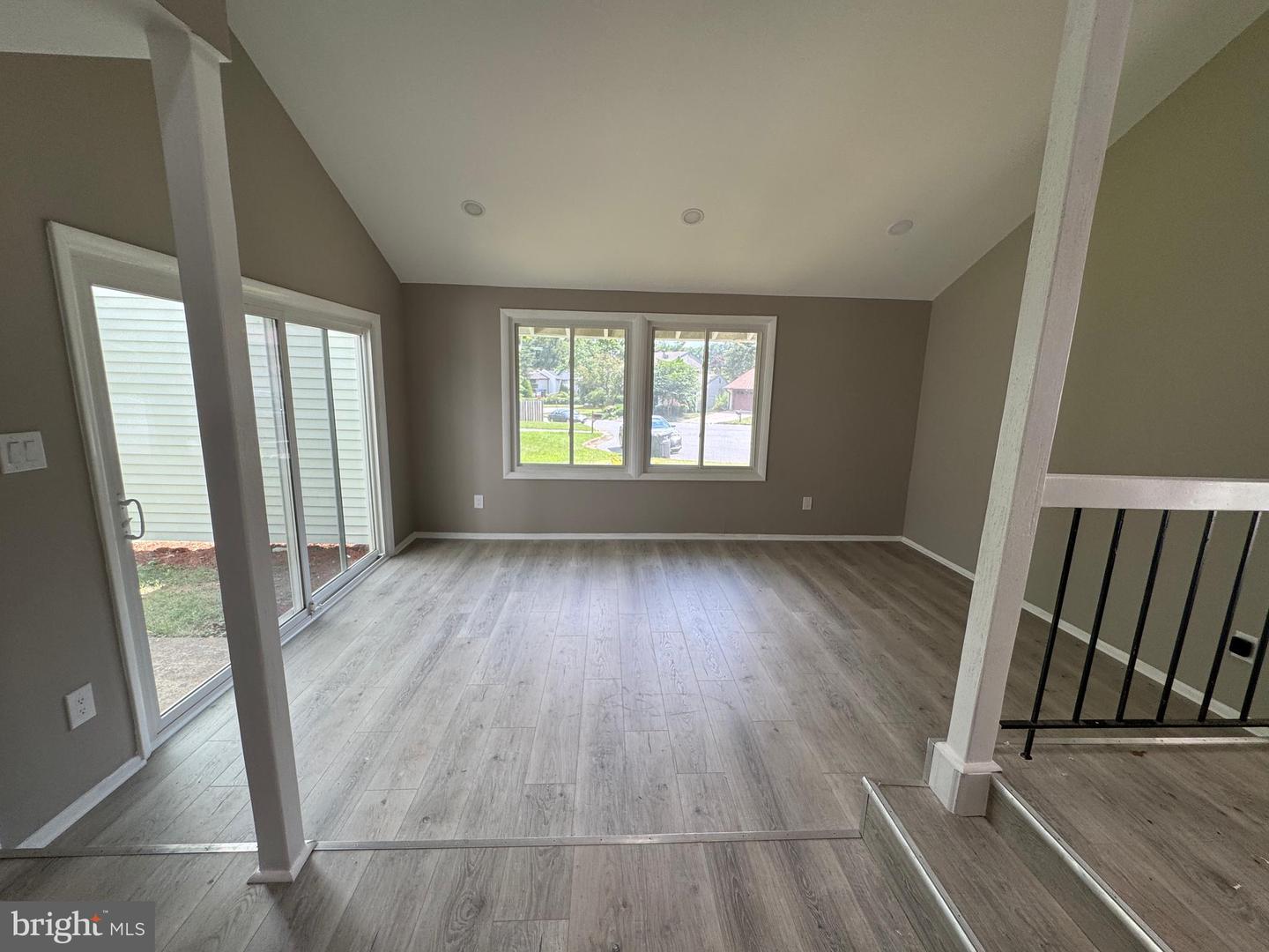 15 GREENFIELD CT, STERLING, Virginia 20164, 4 Bedrooms Bedrooms, ,2 BathroomsBathrooms,Residential,For sale,15 GREENFIELD CT,VALO2101370 MLS # VALO2101370