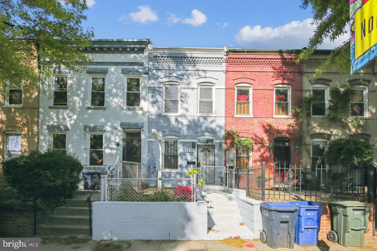 1110 3RD ST NE, WASHINGTON, District Of Columbia 20002, 2 Bedrooms Bedrooms, ,1 BathroomBathrooms,Residential,For sale,1110 3RD ST NE,DCDC2209022 MLS # DCDC2209022