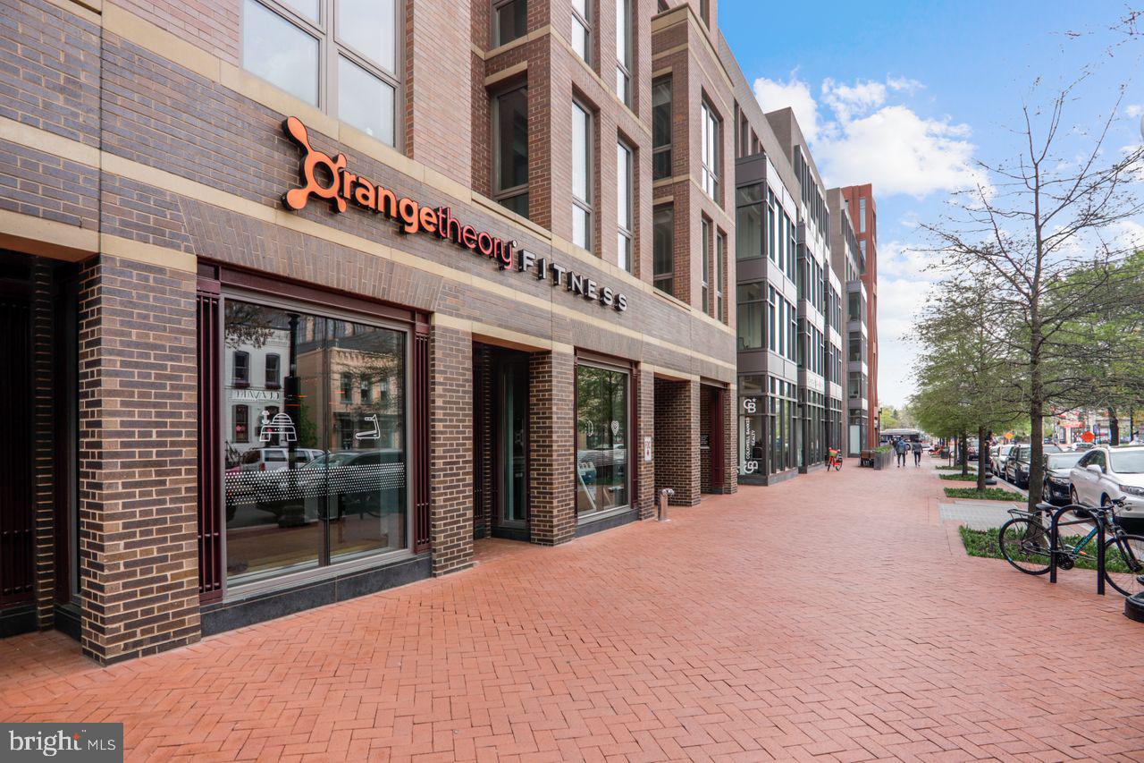1110 3RD ST NE, WASHINGTON, District Of Columbia 20002, 2 Bedrooms Bedrooms, ,1 BathroomBathrooms,Residential,For sale,1110 3RD ST NE,DCDC2209022 MLS # DCDC2209022