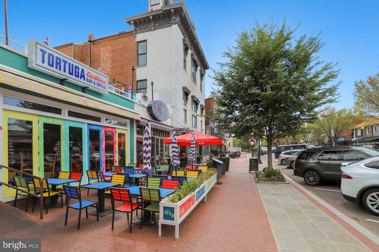 1110 3RD ST NE, WASHINGTON, District Of Columbia 20002, 2 Bedrooms Bedrooms, ,1 BathroomBathrooms,Residential,For sale,1110 3RD ST NE,DCDC2209022 MLS # DCDC2209022