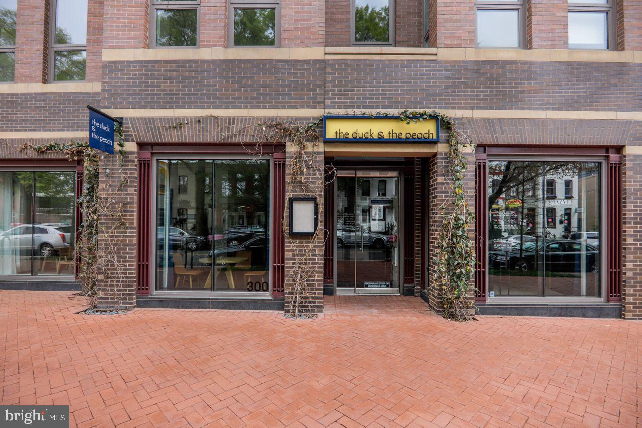 1110 3RD ST NE, WASHINGTON, District Of Columbia 20002, 2 Bedrooms Bedrooms, ,1 BathroomBathrooms,Residential,For sale,1110 3RD ST NE,DCDC2209022 MLS # DCDC2209022