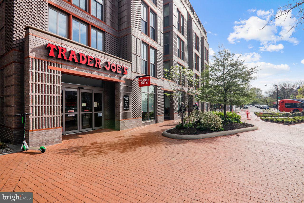 1110 3RD ST NE, WASHINGTON, District Of Columbia 20002, 2 Bedrooms Bedrooms, ,1 BathroomBathrooms,Residential,For sale,1110 3RD ST NE,DCDC2209022 MLS # DCDC2209022
