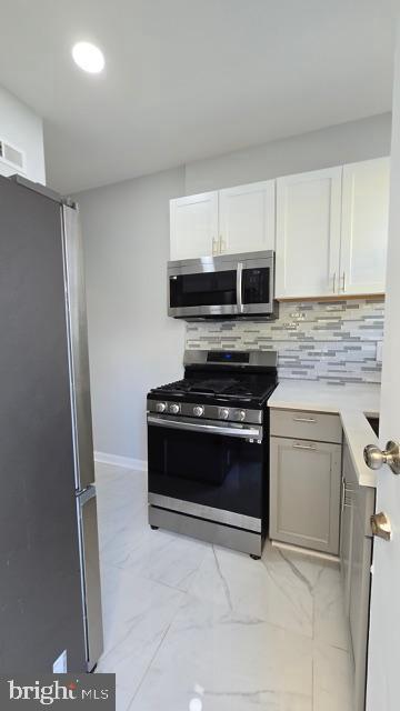 1110 3RD ST NE, WASHINGTON, District Of Columbia 20002, 2 Bedrooms Bedrooms, ,1 BathroomBathrooms,Residential,For sale,1110 3RD ST NE,DCDC2209022 MLS # DCDC2209022