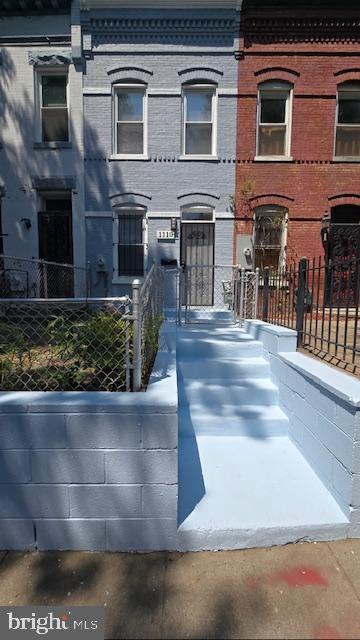 1110 3RD ST NE, WASHINGTON, District Of Columbia 20002, 2 Bedrooms Bedrooms, ,1 BathroomBathrooms,Residential,For sale,1110 3RD ST NE,DCDC2209022 MLS # DCDC2209022
