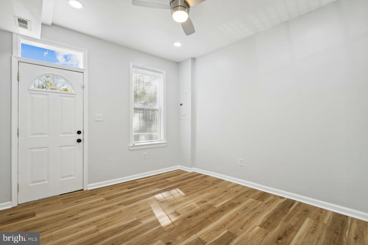 1110 3RD ST NE, WASHINGTON, District Of Columbia 20002, 2 Bedrooms Bedrooms, ,1 BathroomBathrooms,Residential,For sale,1110 3RD ST NE,DCDC2209022 MLS # DCDC2209022