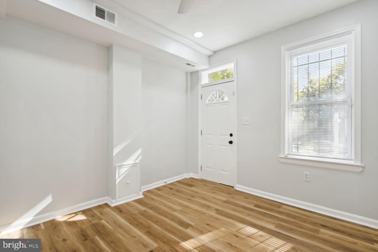 1110 3RD ST NE, WASHINGTON, District Of Columbia 20002, 2 Bedrooms Bedrooms, ,1 BathroomBathrooms,Residential,For sale,1110 3RD ST NE,DCDC2209022 MLS # DCDC2209022