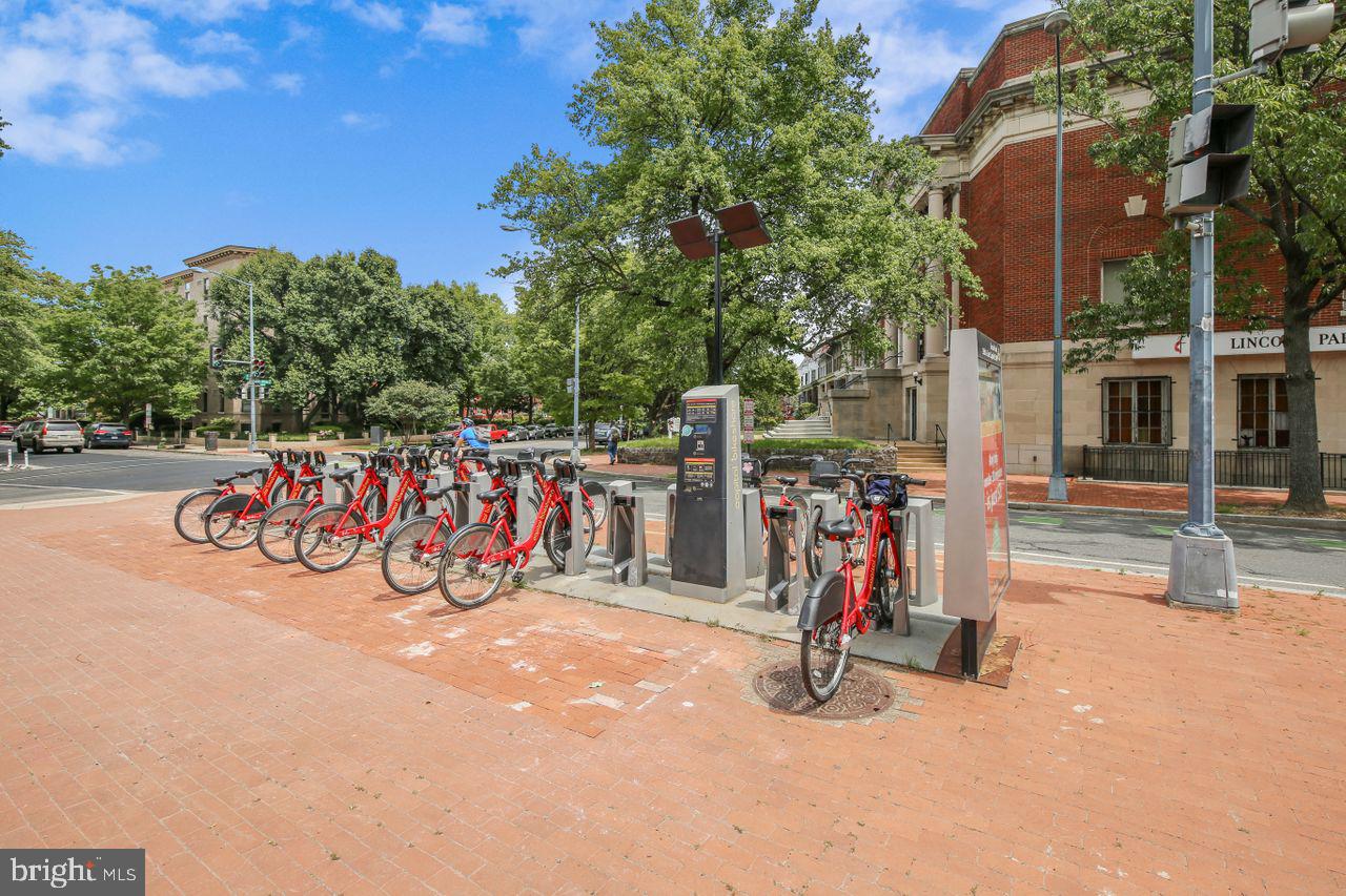 1110 3RD ST NE, WASHINGTON, District Of Columbia 20002, 2 Bedrooms Bedrooms, ,1 BathroomBathrooms,Residential,For sale,1110 3RD ST NE,DCDC2209022 MLS # DCDC2209022