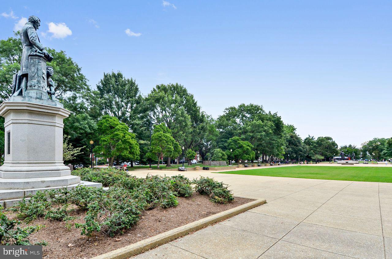 1110 3RD ST NE, WASHINGTON, District Of Columbia 20002, 2 Bedrooms Bedrooms, ,1 BathroomBathrooms,Residential,For sale,1110 3RD ST NE,DCDC2209022 MLS # DCDC2209022