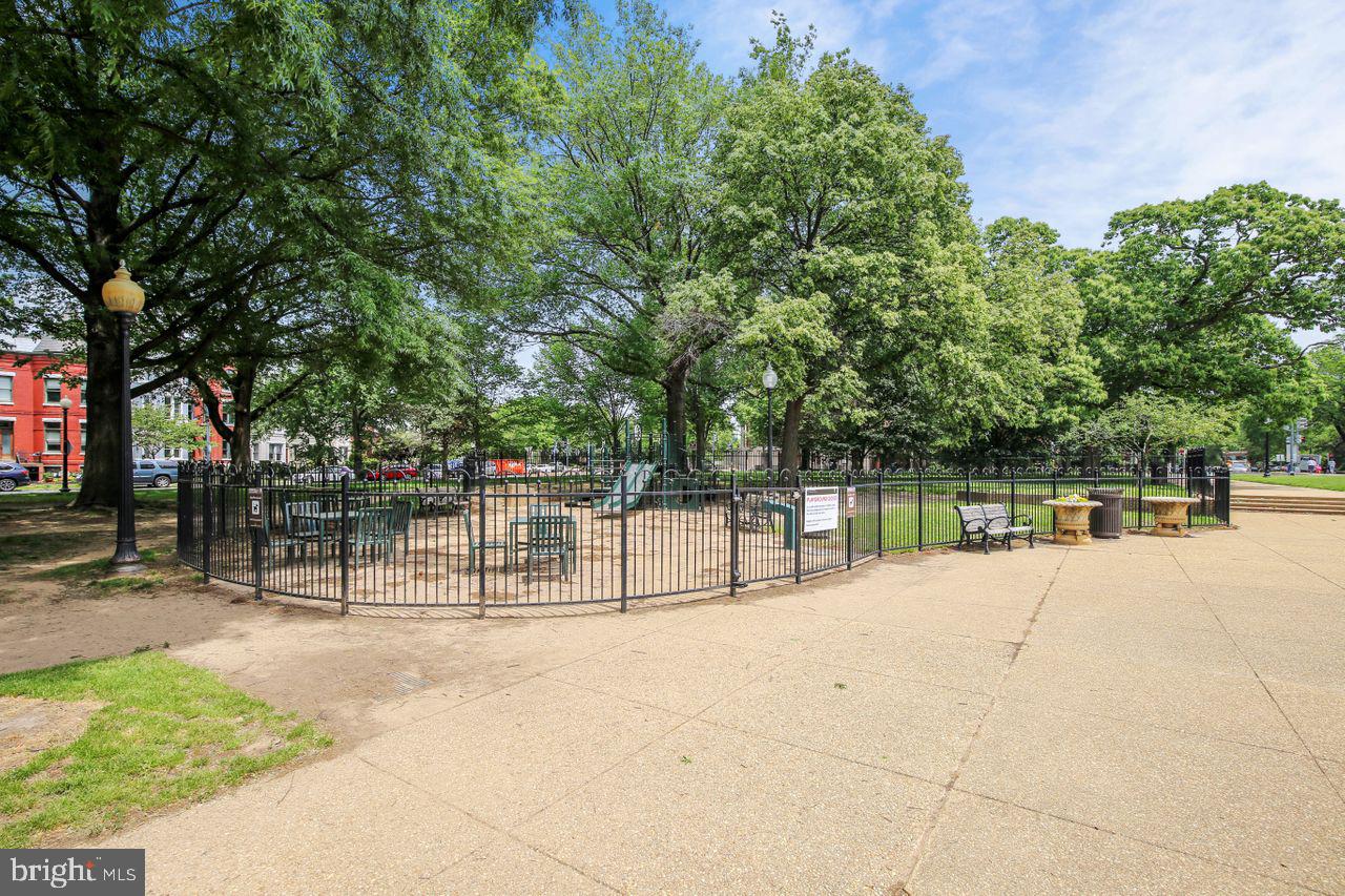 1110 3RD ST NE, WASHINGTON, District Of Columbia 20002, 2 Bedrooms Bedrooms, ,1 BathroomBathrooms,Residential,For sale,1110 3RD ST NE,DCDC2209022 MLS # DCDC2209022