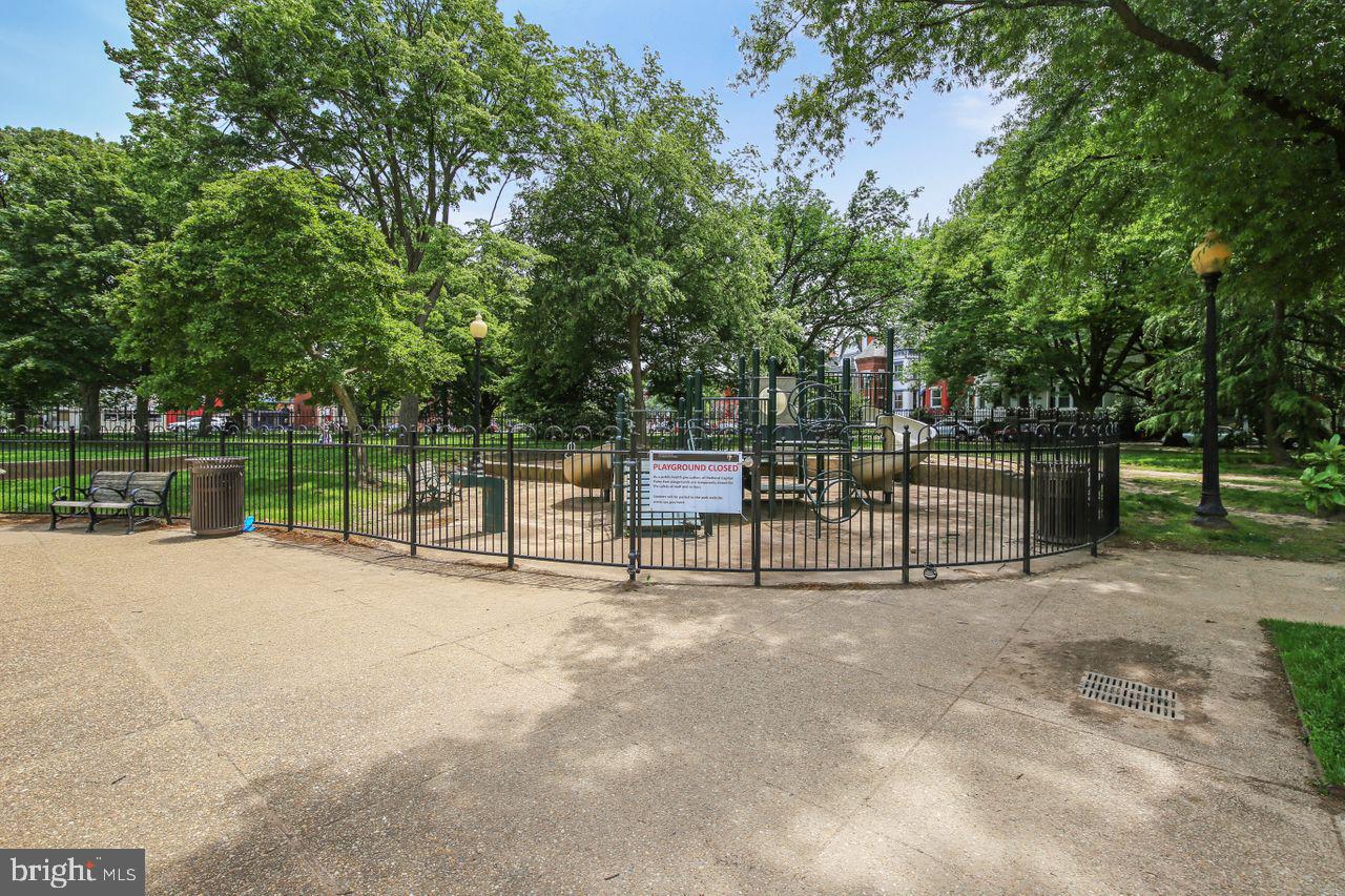 1110 3RD ST NE, WASHINGTON, District Of Columbia 20002, 2 Bedrooms Bedrooms, ,1 BathroomBathrooms,Residential,For sale,1110 3RD ST NE,DCDC2209022 MLS # DCDC2209022