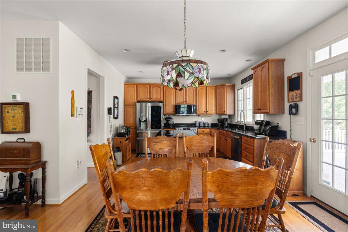 38490 MILLSTONE DR, HILLSBORO, Virginia 20132, 4 Bedrooms Bedrooms, ,2 BathroomsBathrooms,Residential,For sale,38490 MILLSTONE DR,VALO2101216 MLS # VALO2101216