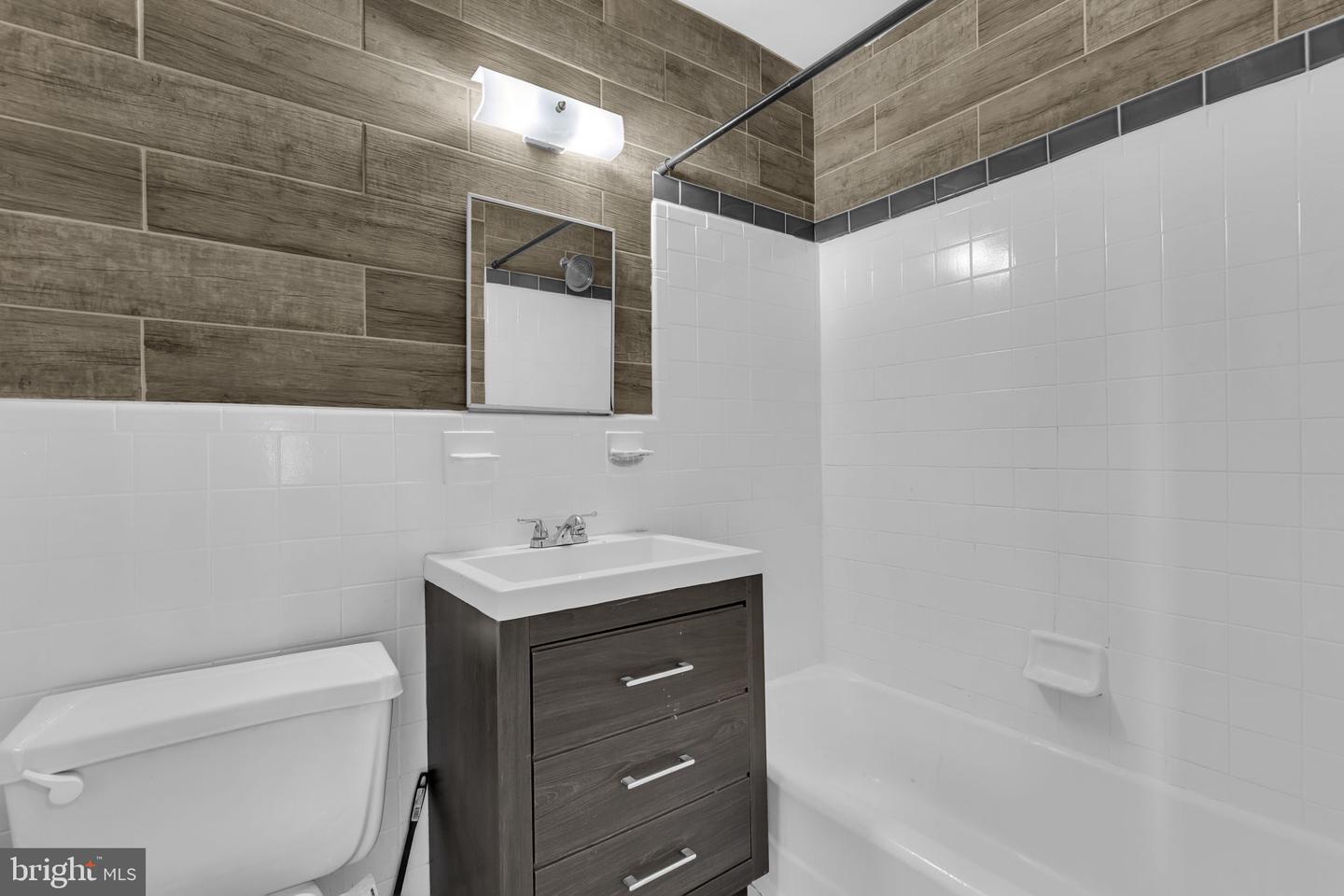 1907 MARION BARRY AVE SE #303, WASHINGTON, District Of Columbia 20020, 2 Bedrooms Bedrooms, ,1 BathroomBathrooms,Residential,For sale,1907 MARION BARRY AVE SE #303,DCDC2209064 MLS # DCDC2209064