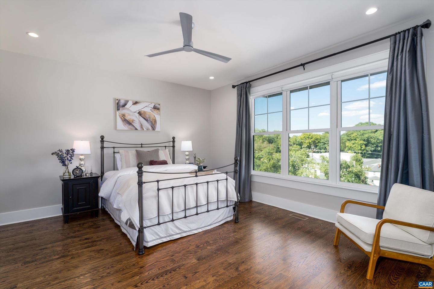 1075 E WATER ST, CHARLOTTESVILLE, Virginia 22902, 3 Bedrooms Bedrooms, ,3 BathroomsBathrooms,Residential,For sale,1075 E WATER ST,666458 MLS # 666458