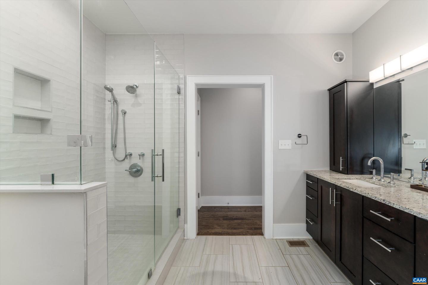 1075 E WATER ST, CHARLOTTESVILLE, Virginia 22902, 3 Bedrooms Bedrooms, ,3 BathroomsBathrooms,Residential,For sale,1075 E WATER ST,666458 MLS # 666458