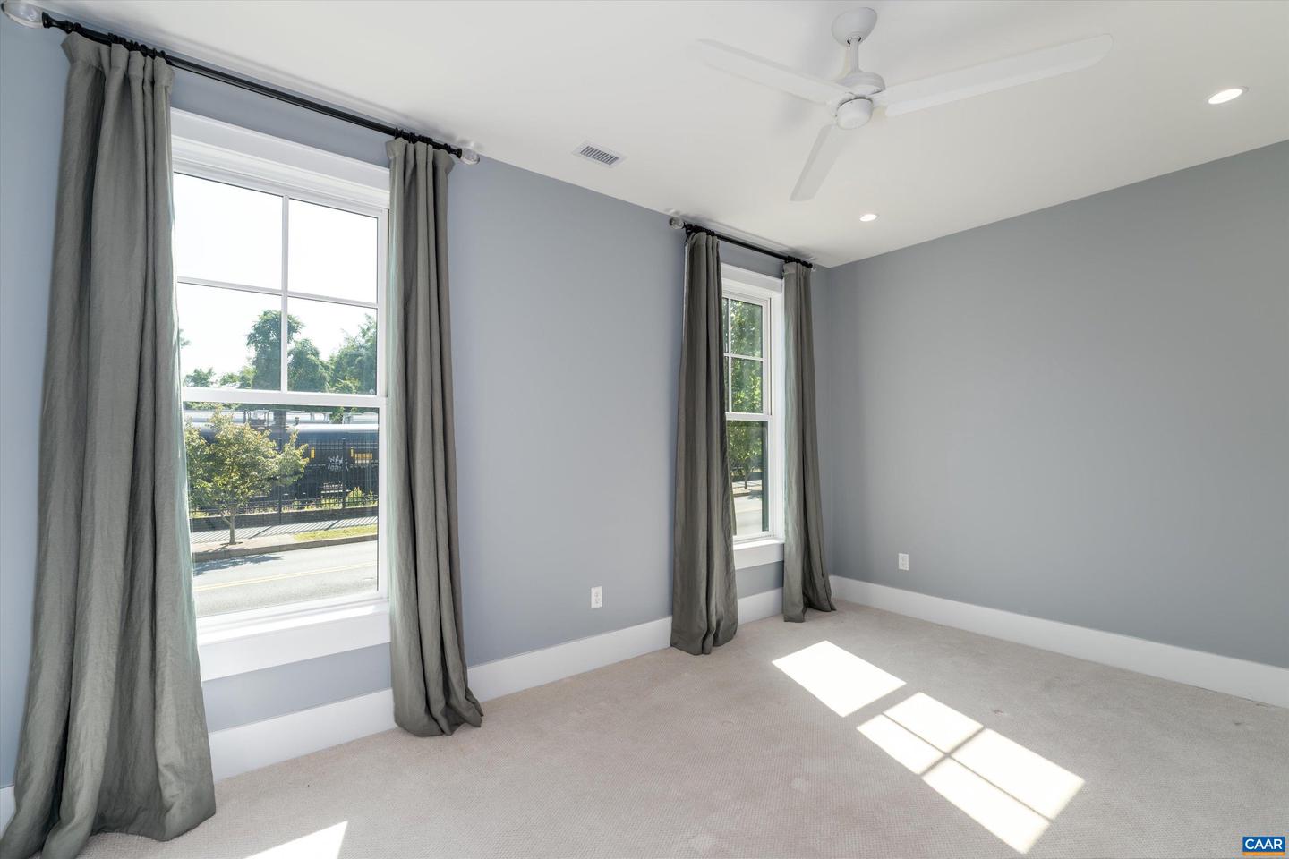 1075 E WATER ST, CHARLOTTESVILLE, Virginia 22902, 3 Bedrooms Bedrooms, ,3 BathroomsBathrooms,Residential,For sale,1075 E WATER ST,666458 MLS # 666458
