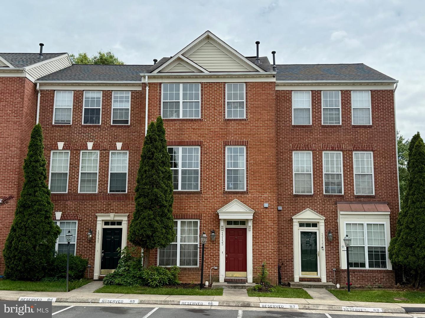 13133 PARK CRESCENT CIR, HERNDON, Virginia 20171, 4 Bedrooms Bedrooms, ,3 BathroomsBathrooms,Residential,For sale,13133 PARK CRESCENT CIR,VAFX2253816 MLS # VAFX2253816