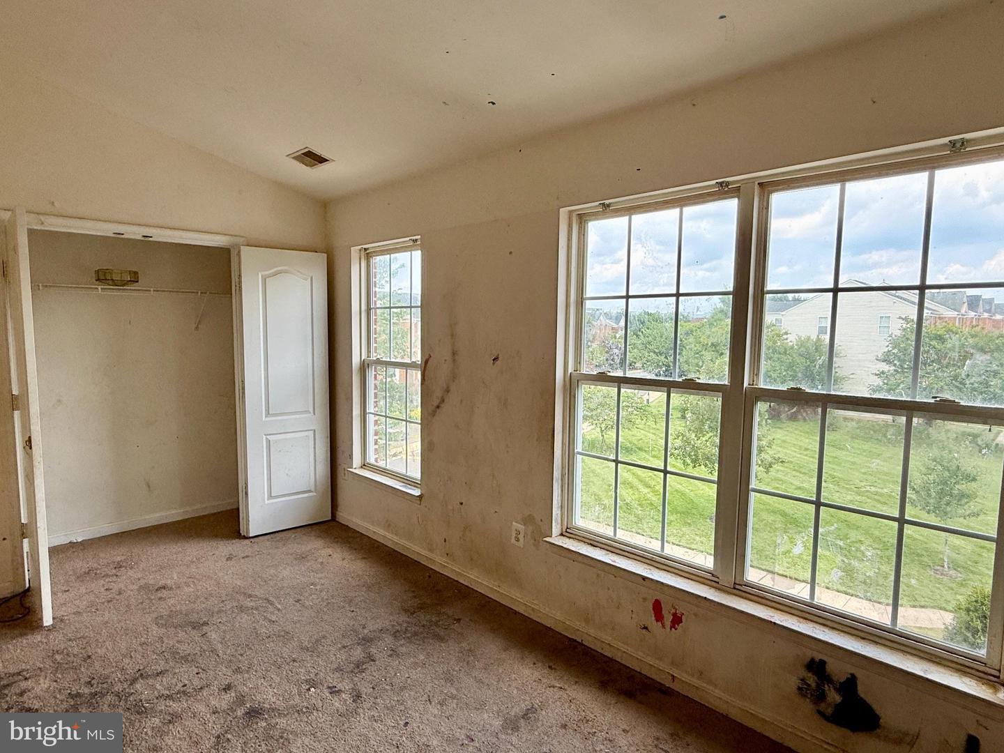 13133 PARK CRESCENT CIR, HERNDON, Virginia 20171, 4 Bedrooms Bedrooms, ,3 BathroomsBathrooms,Residential,For sale,13133 PARK CRESCENT CIR,VAFX2253816 MLS # VAFX2253816