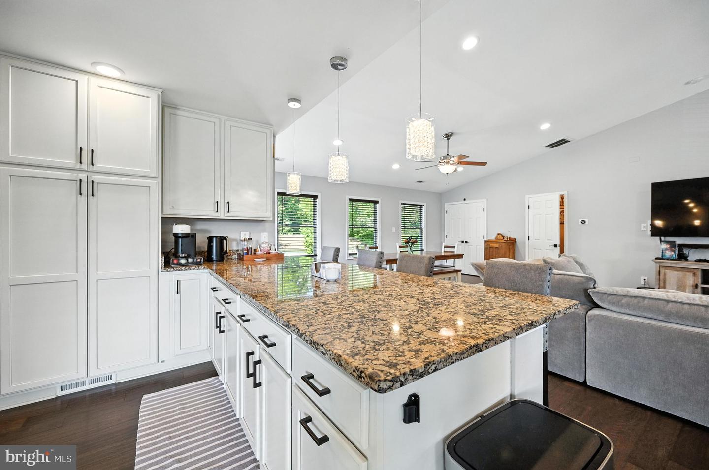 7314 WESTMORELAND DR, WARRENTON, Virginia 20187, 4 Bedrooms Bedrooms, ,3 BathroomsBathrooms,Residential,For sale,7314 WESTMORELAND DR,VAFQ2017360 MLS # VAFQ2017360