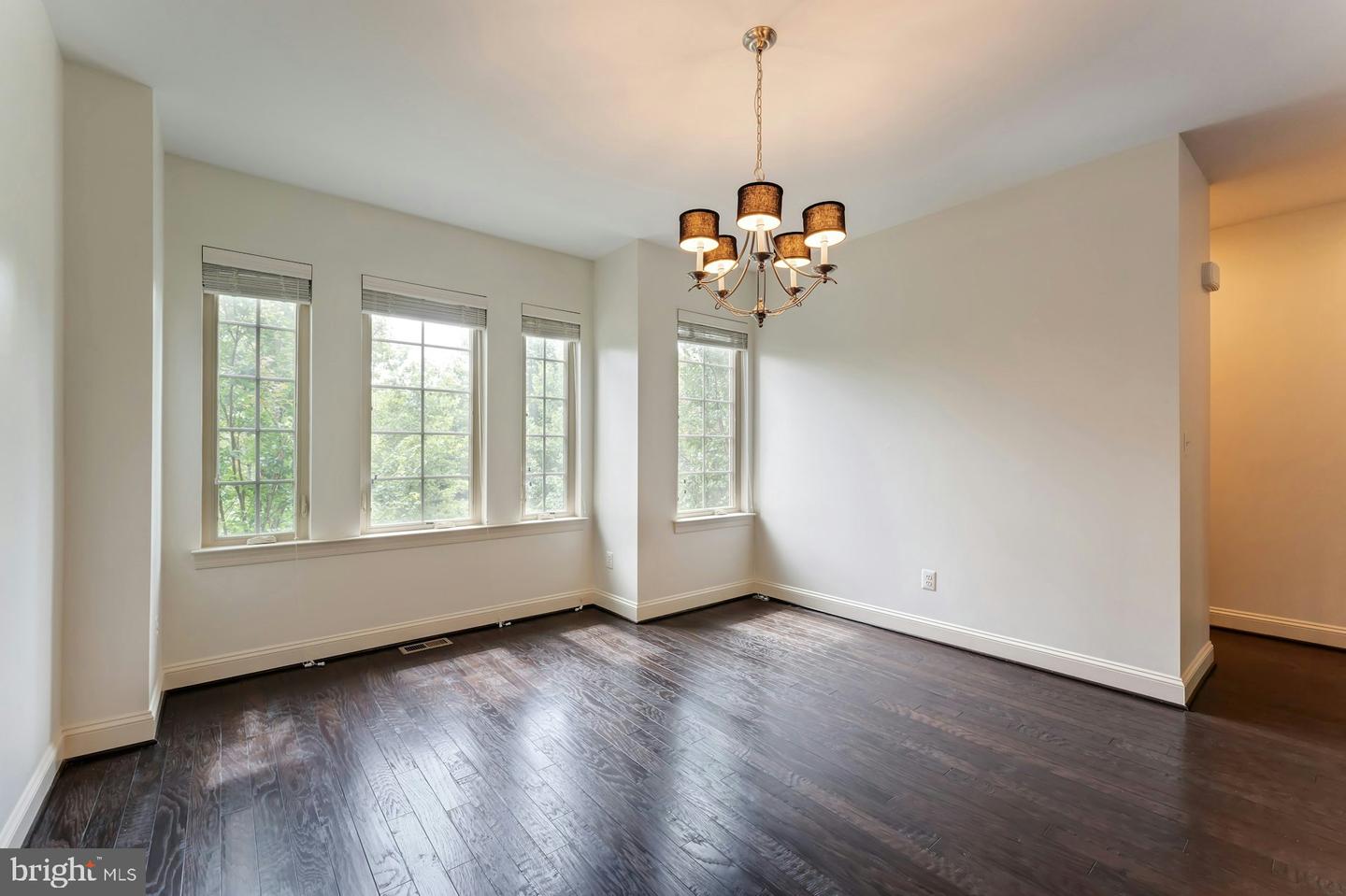 22816 GOLDSBOROUGH TER, BRAMBLETON, Virginia 20148, 4 Bedrooms Bedrooms, ,3 BathroomsBathrooms,Residential,For sale,22816 GOLDSBOROUGH TER,VALO2101522 MLS # VALO2101522