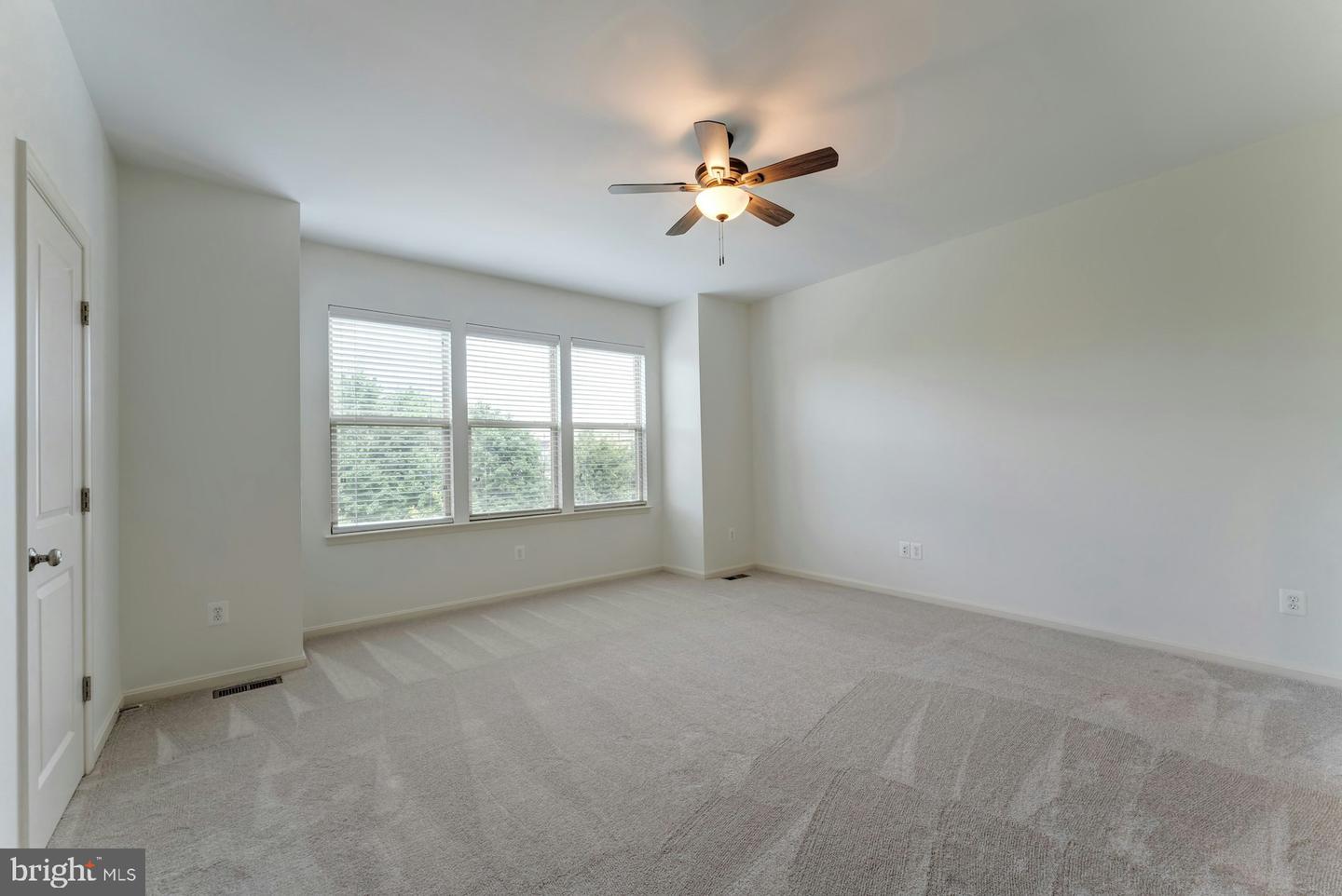 22816 GOLDSBOROUGH TER, BRAMBLETON, Virginia 20148, 4 Bedrooms Bedrooms, ,3 BathroomsBathrooms,Residential,For sale,22816 GOLDSBOROUGH TER,VALO2101522 MLS # VALO2101522