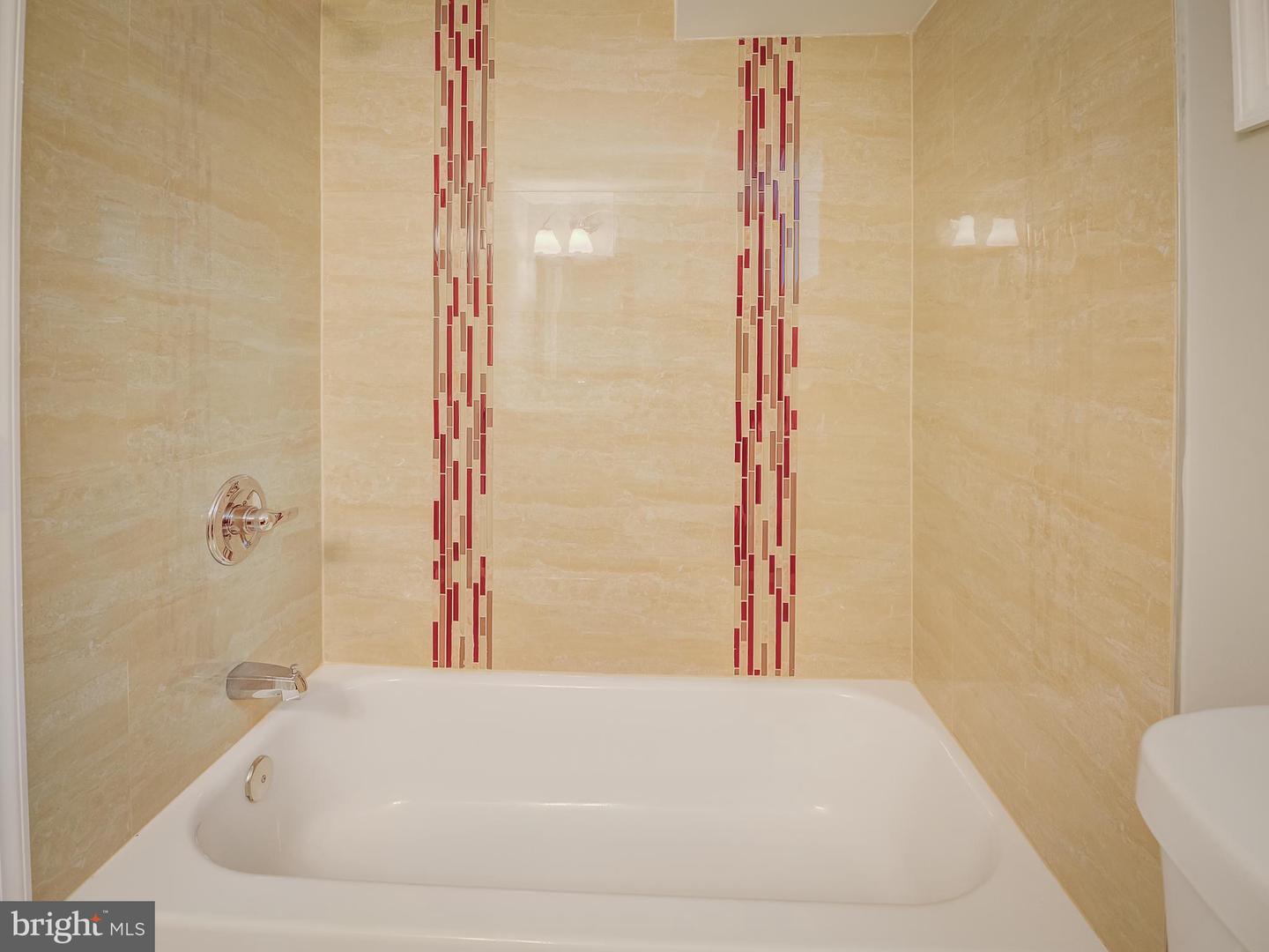 6812 LANDOR LN, SPRINGFIELD, Virginia 22152, 5 Bedrooms Bedrooms, ,4 BathroomsBathrooms,Residential,For sale,6812 LANDOR LN,VAFX2254344 MLS # VAFX2254344