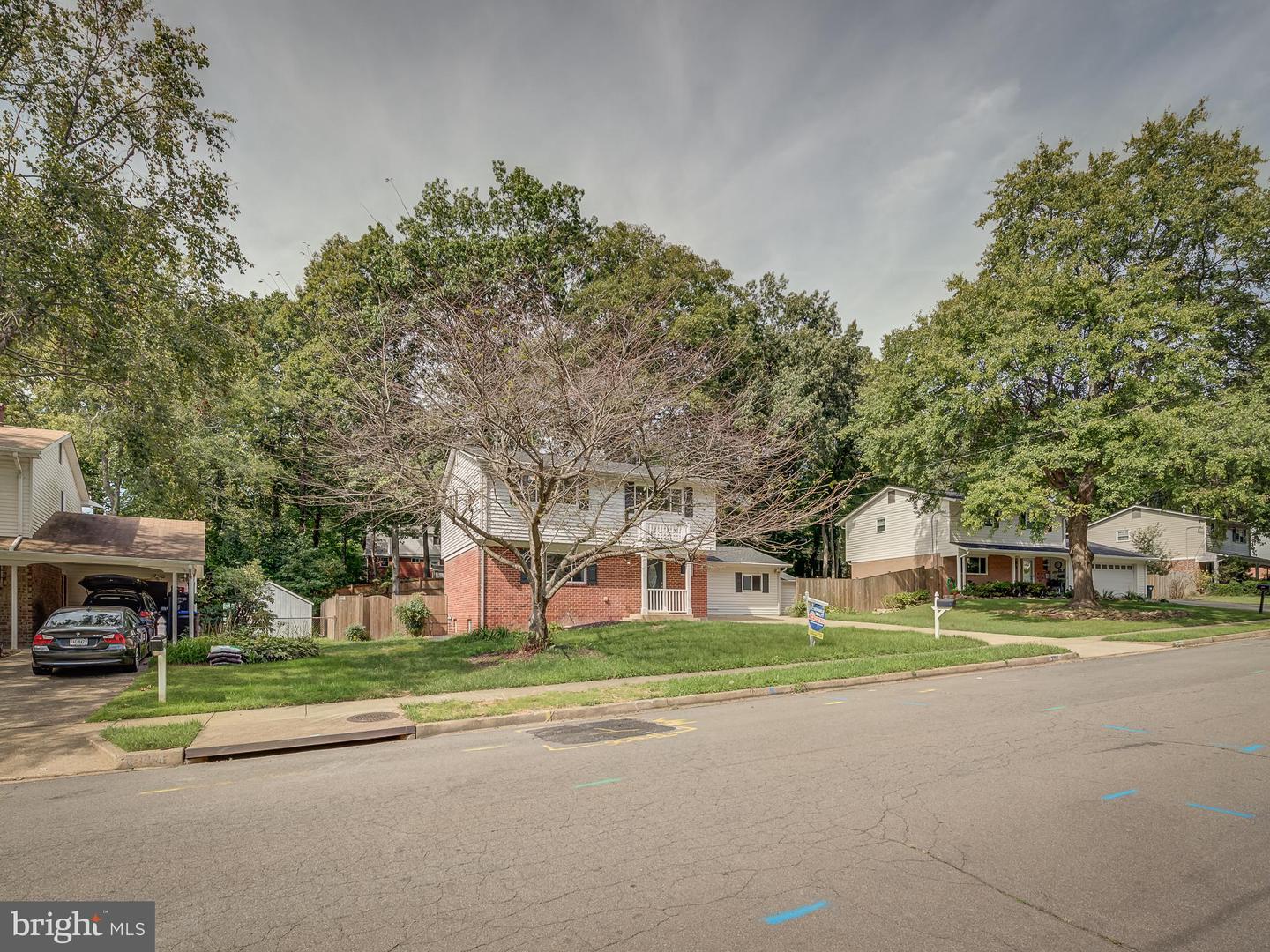 6812 LANDOR LN, SPRINGFIELD, Virginia 22152, 5 Bedrooms Bedrooms, ,4 BathroomsBathrooms,Residential,For sale,6812 LANDOR LN,VAFX2254344 MLS # VAFX2254344