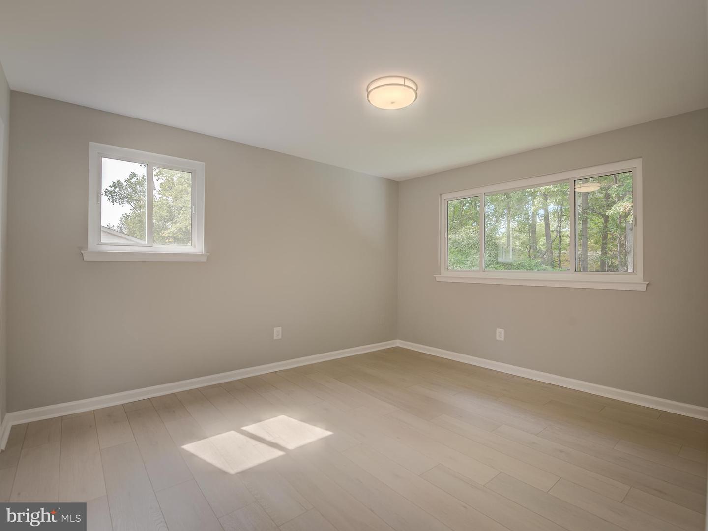 6812 LANDOR LN, SPRINGFIELD, Virginia 22152, 5 Bedrooms Bedrooms, ,4 BathroomsBathrooms,Residential,For sale,6812 LANDOR LN,VAFX2254344 MLS # VAFX2254344