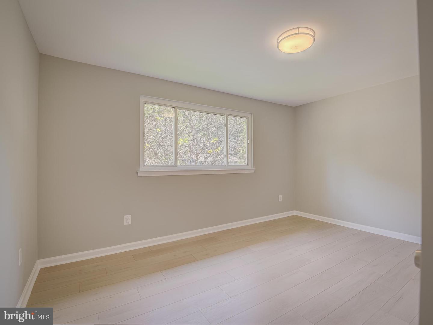 6812 LANDOR LN, SPRINGFIELD, Virginia 22152, 5 Bedrooms Bedrooms, ,4 BathroomsBathrooms,Residential,For sale,6812 LANDOR LN,VAFX2254344 MLS # VAFX2254344