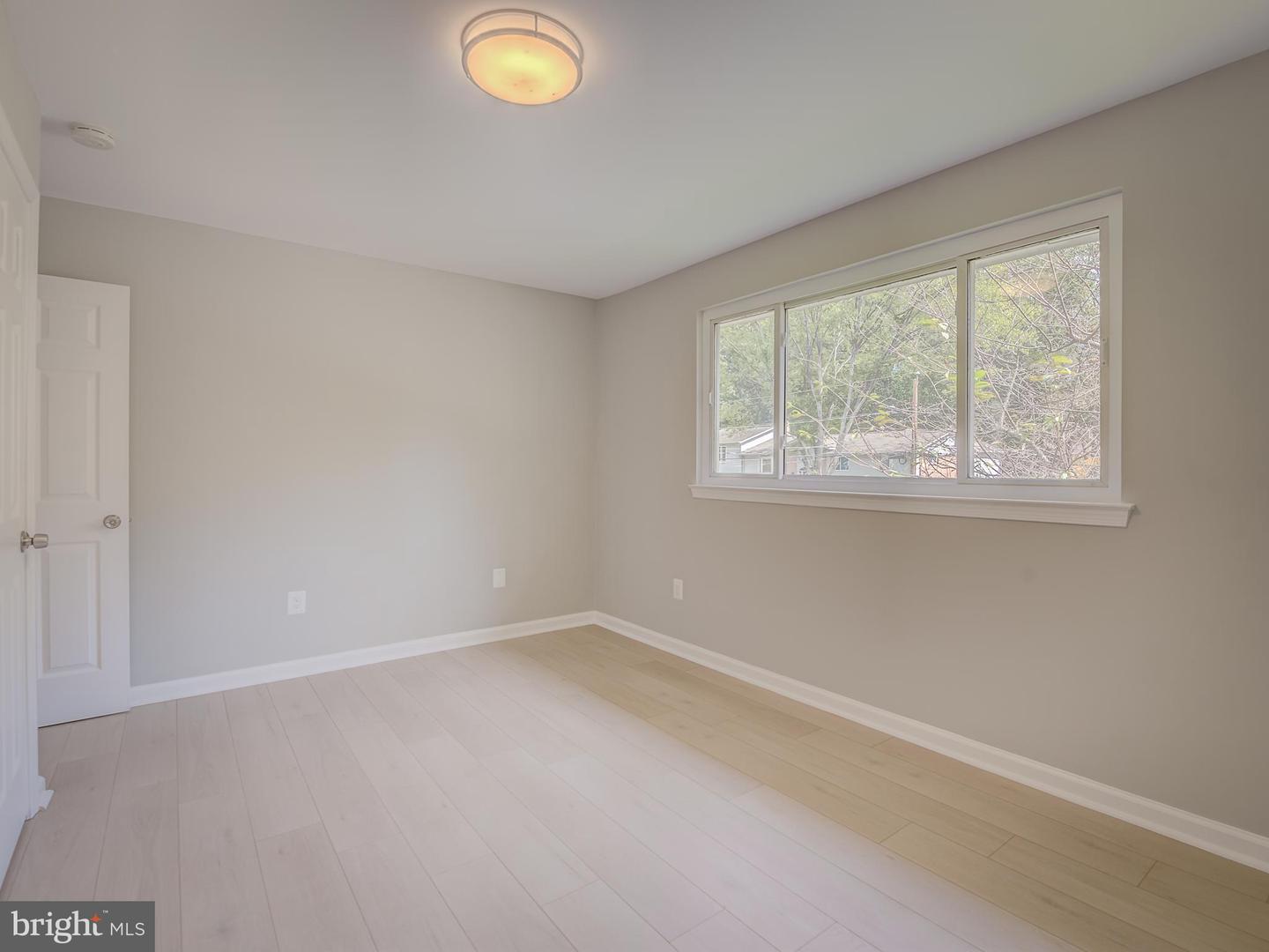 6812 LANDOR LN, SPRINGFIELD, Virginia 22152, 5 Bedrooms Bedrooms, ,4 BathroomsBathrooms,Residential,For sale,6812 LANDOR LN,VAFX2254344 MLS # VAFX2254344