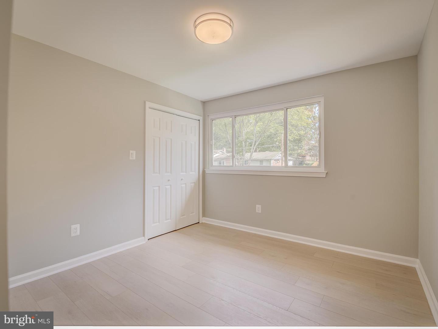 6812 LANDOR LN, SPRINGFIELD, Virginia 22152, 5 Bedrooms Bedrooms, ,4 BathroomsBathrooms,Residential,For sale,6812 LANDOR LN,VAFX2254344 MLS # VAFX2254344