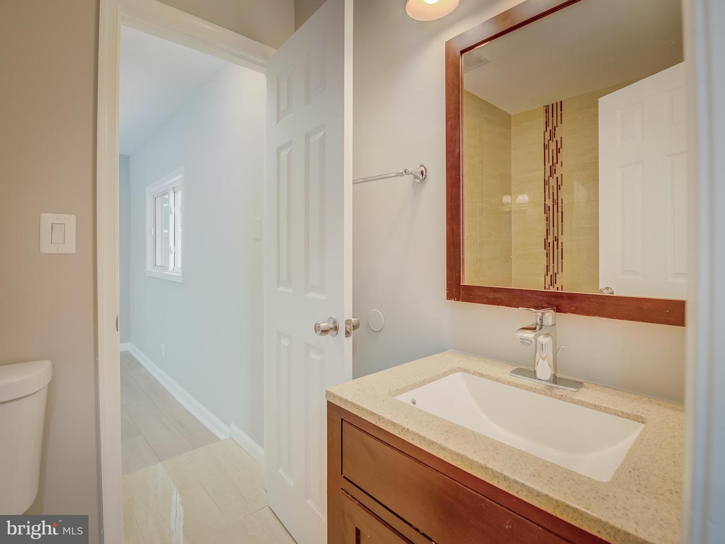 6812 LANDOR LN, SPRINGFIELD, Virginia 22152, 5 Bedrooms Bedrooms, ,4 BathroomsBathrooms,Residential,For sale,6812 LANDOR LN,VAFX2254344 MLS # VAFX2254344