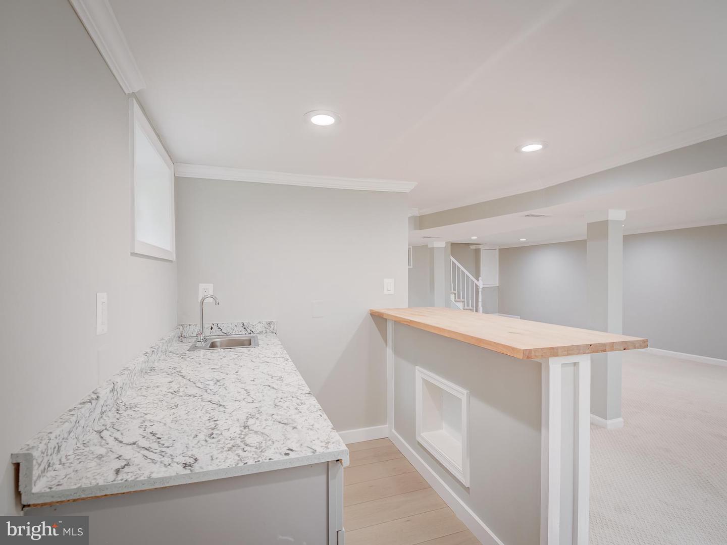6812 LANDOR LN, SPRINGFIELD, Virginia 22152, 5 Bedrooms Bedrooms, ,4 BathroomsBathrooms,Residential,For sale,6812 LANDOR LN,VAFX2254344 MLS # VAFX2254344
