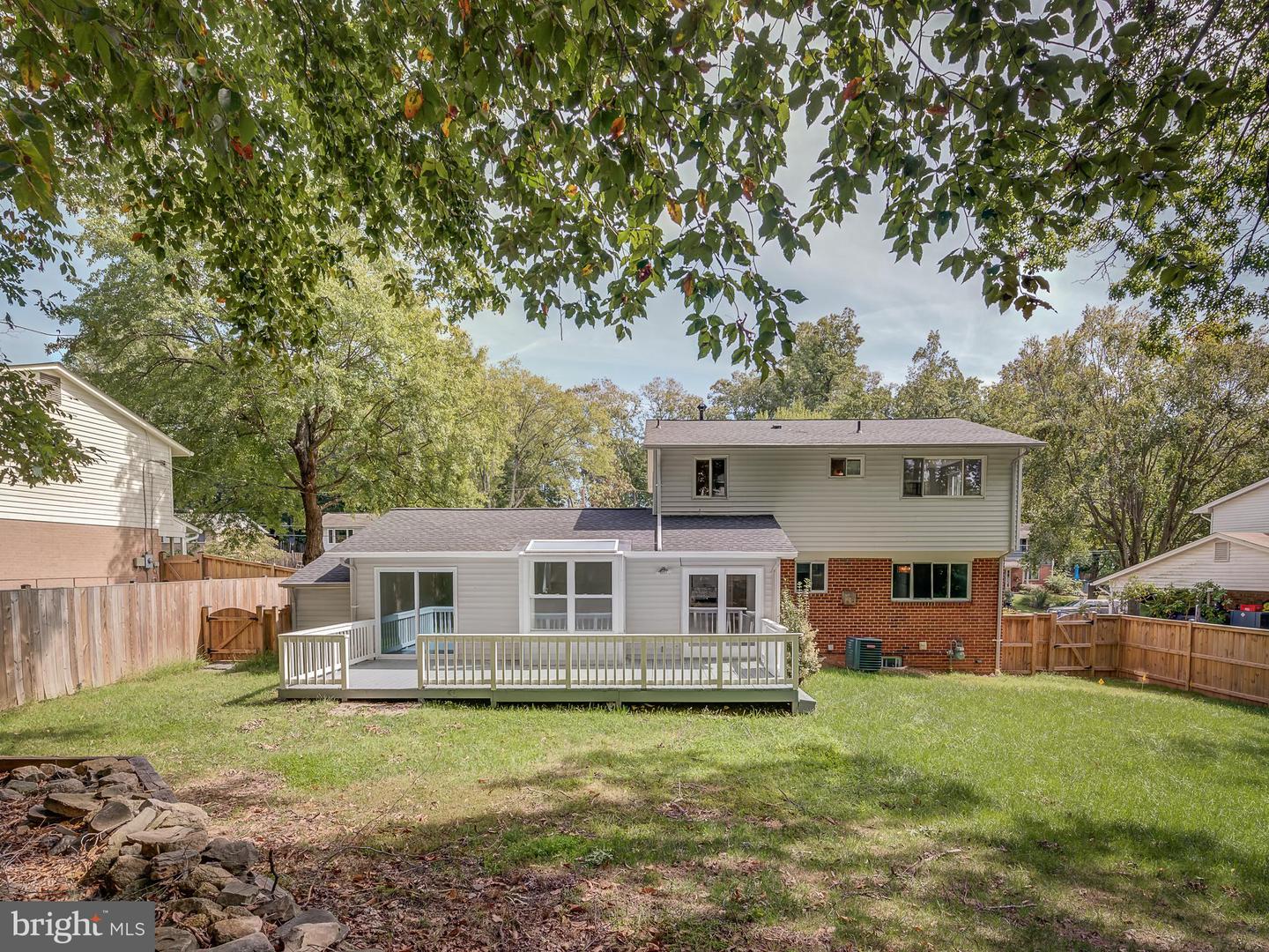 6812 LANDOR LN, SPRINGFIELD, Virginia 22152, 5 Bedrooms Bedrooms, ,4 BathroomsBathrooms,Residential,For sale,6812 LANDOR LN,VAFX2254344 MLS # VAFX2254344