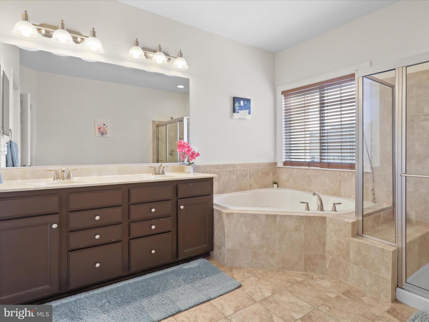 1652 LISMORE TER NE, LEESBURG, Virginia 20176, 4 Bedrooms Bedrooms, ,3 BathroomsBathrooms,Residential,For sale,1652 LISMORE TER NE,VALO2101536 MLS # VALO2101536