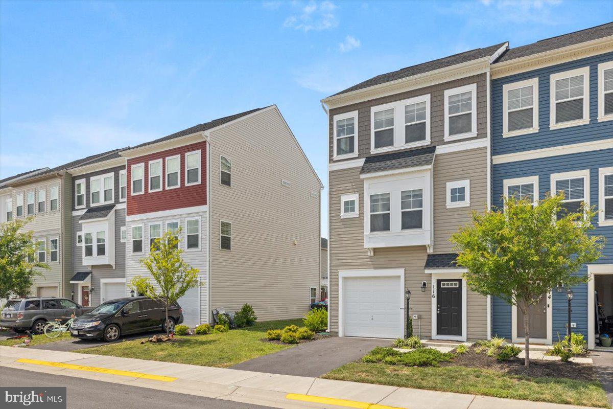 116 CENTIFOUR DR, STEPHENSON, Virginia 22656, 3 Bedrooms Bedrooms, ,2 BathroomsBathrooms,Residential,For sale,116 CENTIFOUR DR,VAFV2035350 MLS # VAFV2035350