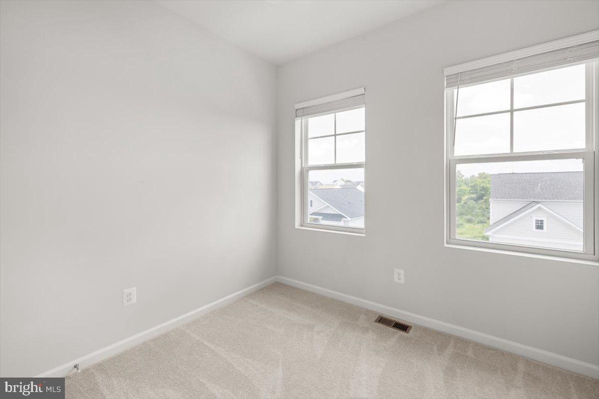 116 CENTIFOUR DR, STEPHENSON, Virginia 22656, 3 Bedrooms Bedrooms, ,2 BathroomsBathrooms,Residential,For sale,116 CENTIFOUR DR,VAFV2035350 MLS # VAFV2035350