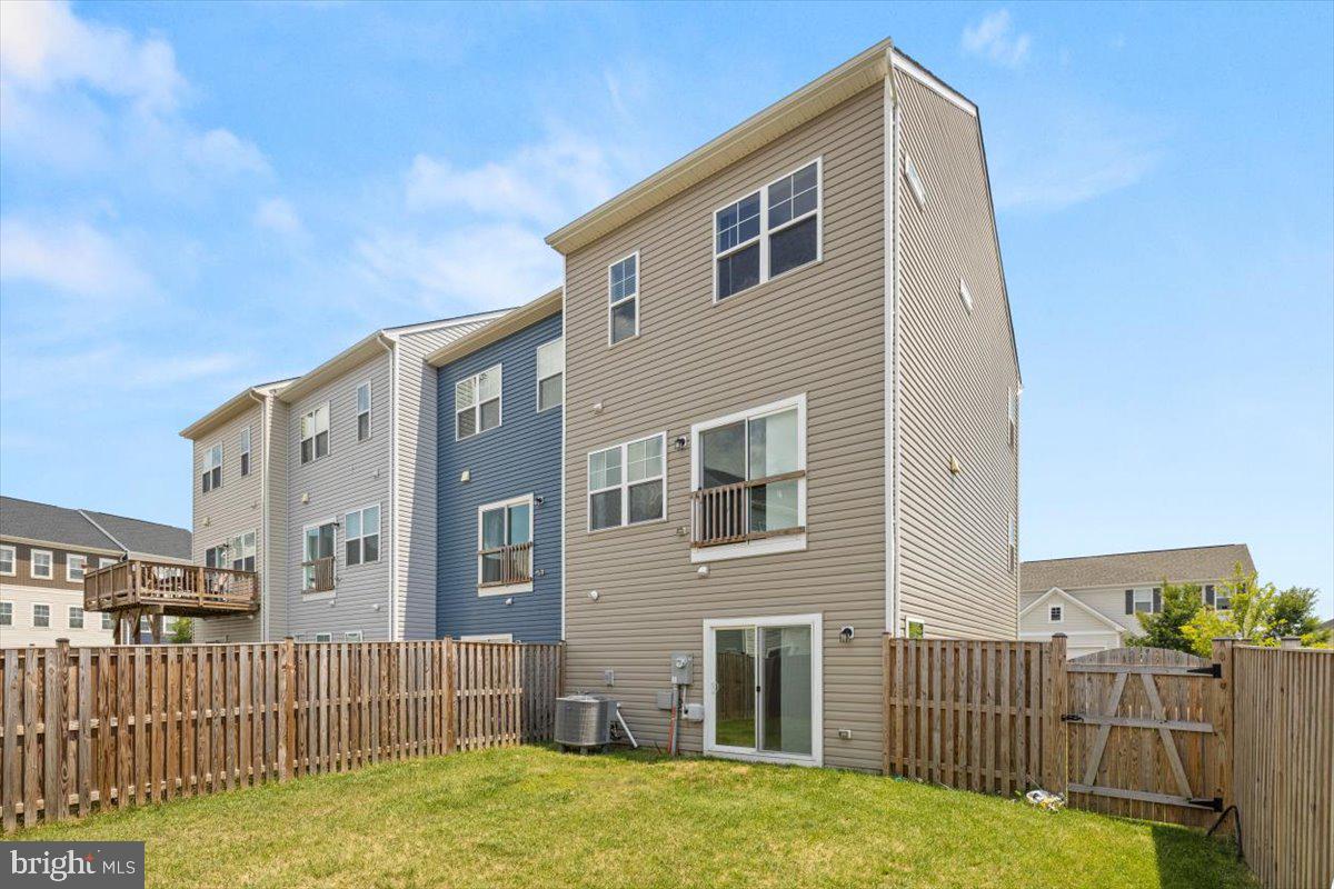 116 CENTIFOUR DR, STEPHENSON, Virginia 22656, 3 Bedrooms Bedrooms, ,2 BathroomsBathrooms,Residential,For sale,116 CENTIFOUR DR,VAFV2035350 MLS # VAFV2035350