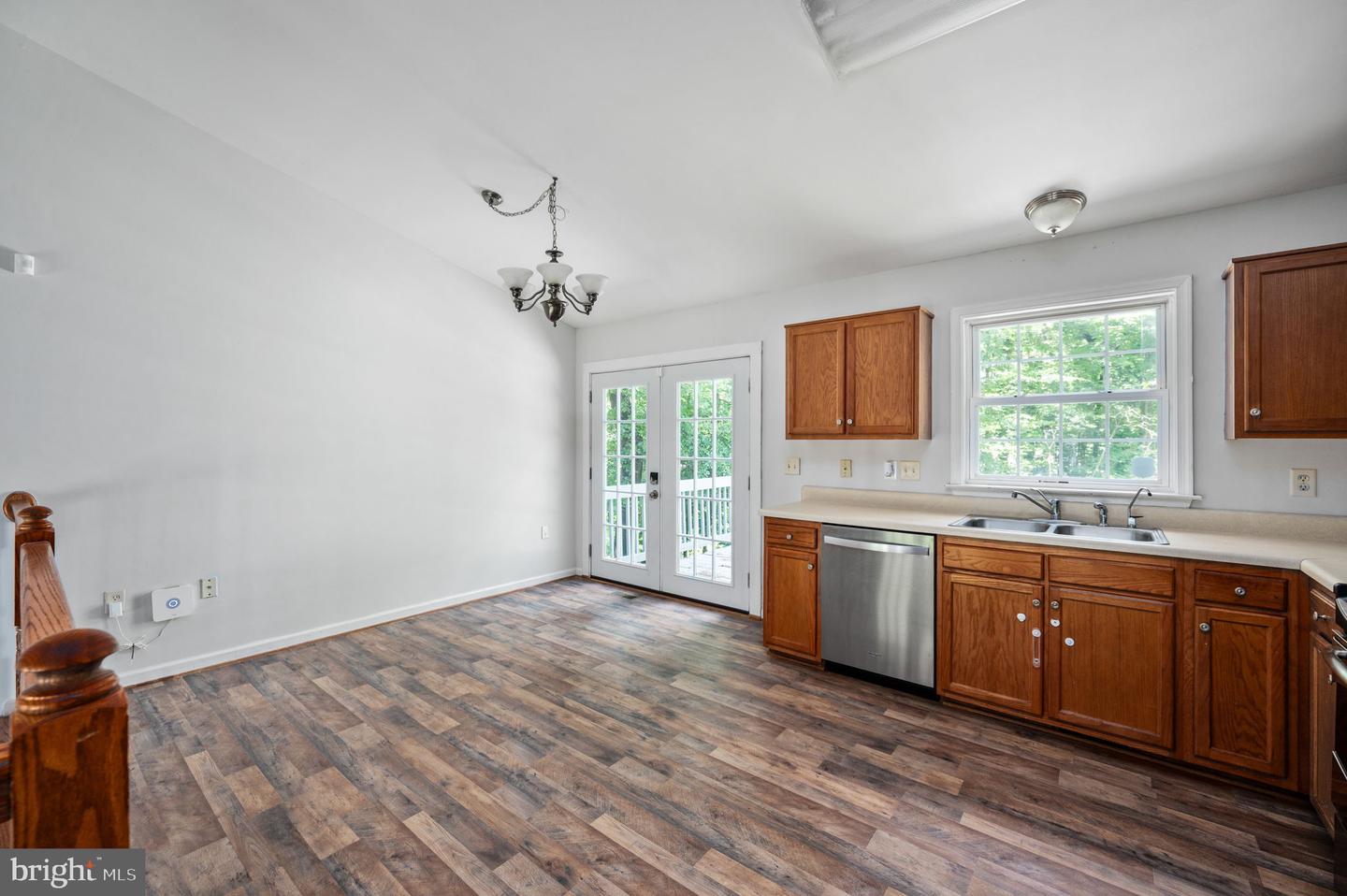 518 MONTGOMERY DR, RUTHER GLEN, Virginia 22546, 3 Bedrooms Bedrooms, ,3 BathroomsBathrooms,Residential,For sale,518 MONTGOMERY DR,VACV2008484 MLS # VACV2008484