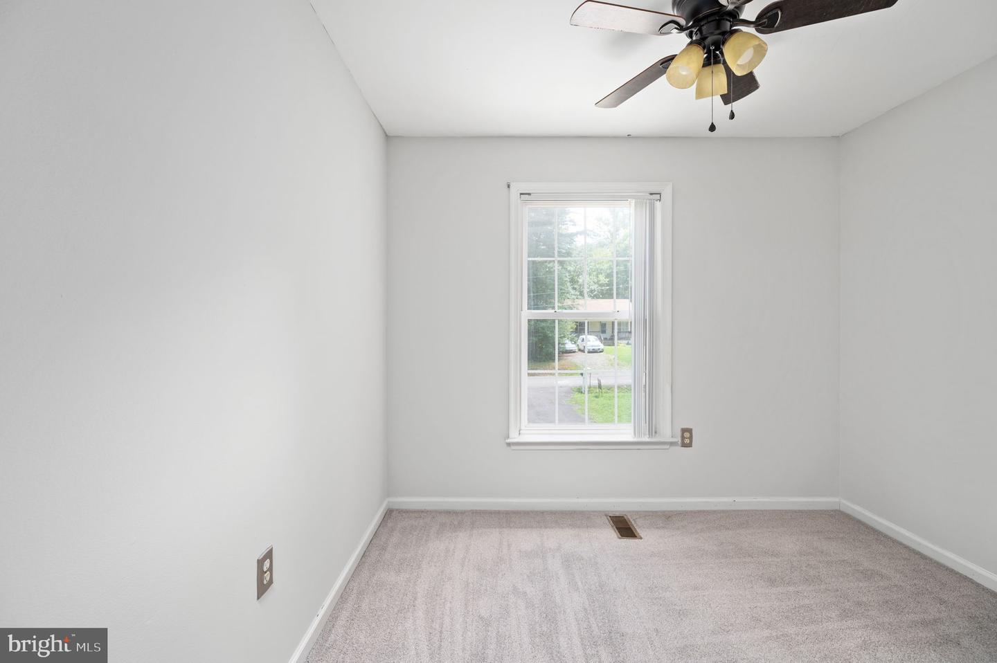 518 MONTGOMERY DR, RUTHER GLEN, Virginia 22546, 3 Bedrooms Bedrooms, ,3 BathroomsBathrooms,Residential,For sale,518 MONTGOMERY DR,VACV2008484 MLS # VACV2008484