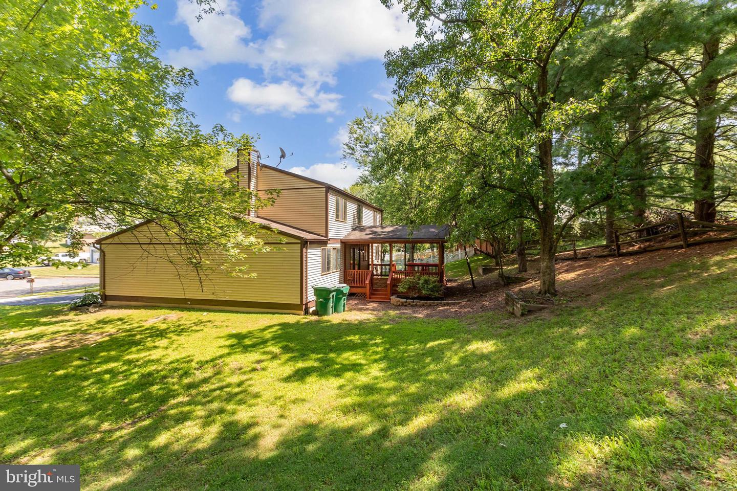 13586 RUSH DR, WOODBRIDGE, Virginia 22192, 4 Bedrooms Bedrooms, ,3 BathroomsBathrooms,Residential,For sale,13586 RUSH DR,VAPW2098880 MLS # VAPW2098880