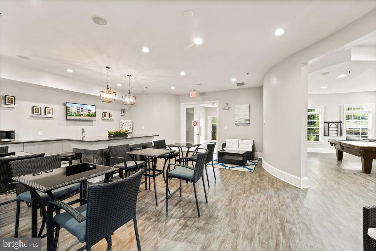 508 SUNSET VIEW TER SE #201, LEESBURG, Virginia 20175, 2 Bedrooms Bedrooms, ,2 BathroomsBathrooms,Residential,For sale,508 SUNSET VIEW TER SE #201,VALO2101654 MLS # VALO2101654