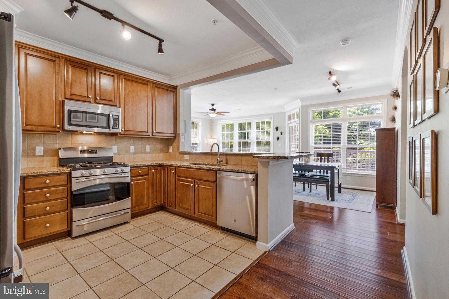 508 SUNSET VIEW TER SE #201, LEESBURG, Virginia 20175, 2 Bedrooms Bedrooms, ,2 BathroomsBathrooms,Residential,For sale,508 SUNSET VIEW TER SE #201,VALO2101654 MLS # VALO2101654