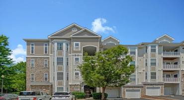 508 SUNSET VIEW TER SE #201, LEESBURG, Virginia 20175, 2 Bedrooms Bedrooms, ,2 BathroomsBathrooms,Residential,For sale,508 SUNSET VIEW TER SE #201,VALO2101654 MLS # VALO2101654